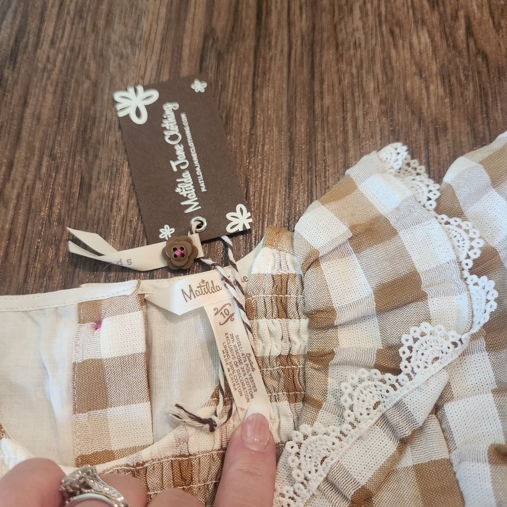 NWT Matilda Jane Tan and White Gingham Top with Lace - Picture 4 of 4